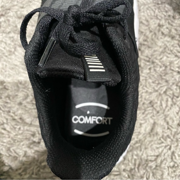Nike Comfort Women’s Shoes - size 6.5 - Picture 5 of 5